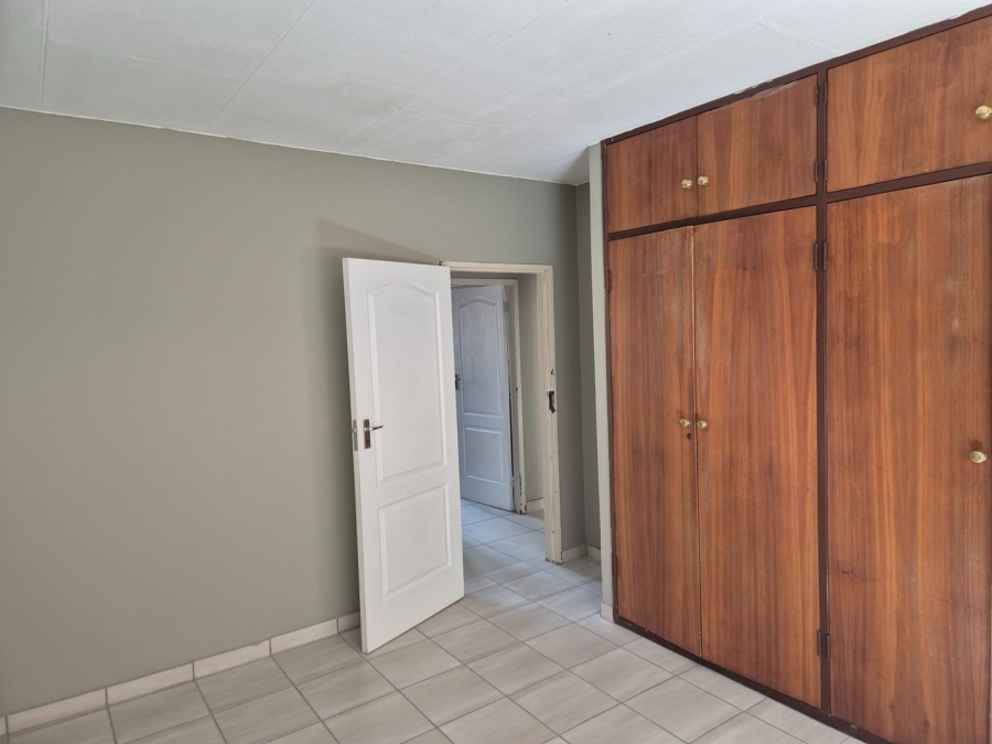 To Let 2 Bedroom Property for Rent in Die Bult North West
